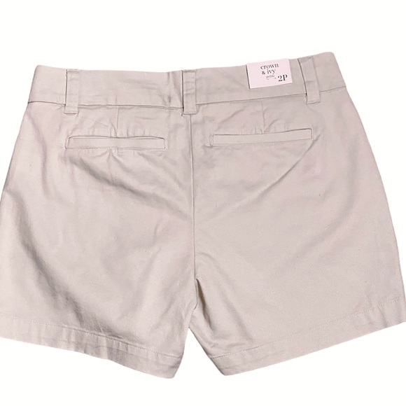 Crown & Ivy 2 Petite Pebble/Khaki Shorts - Picture 5 of 5
